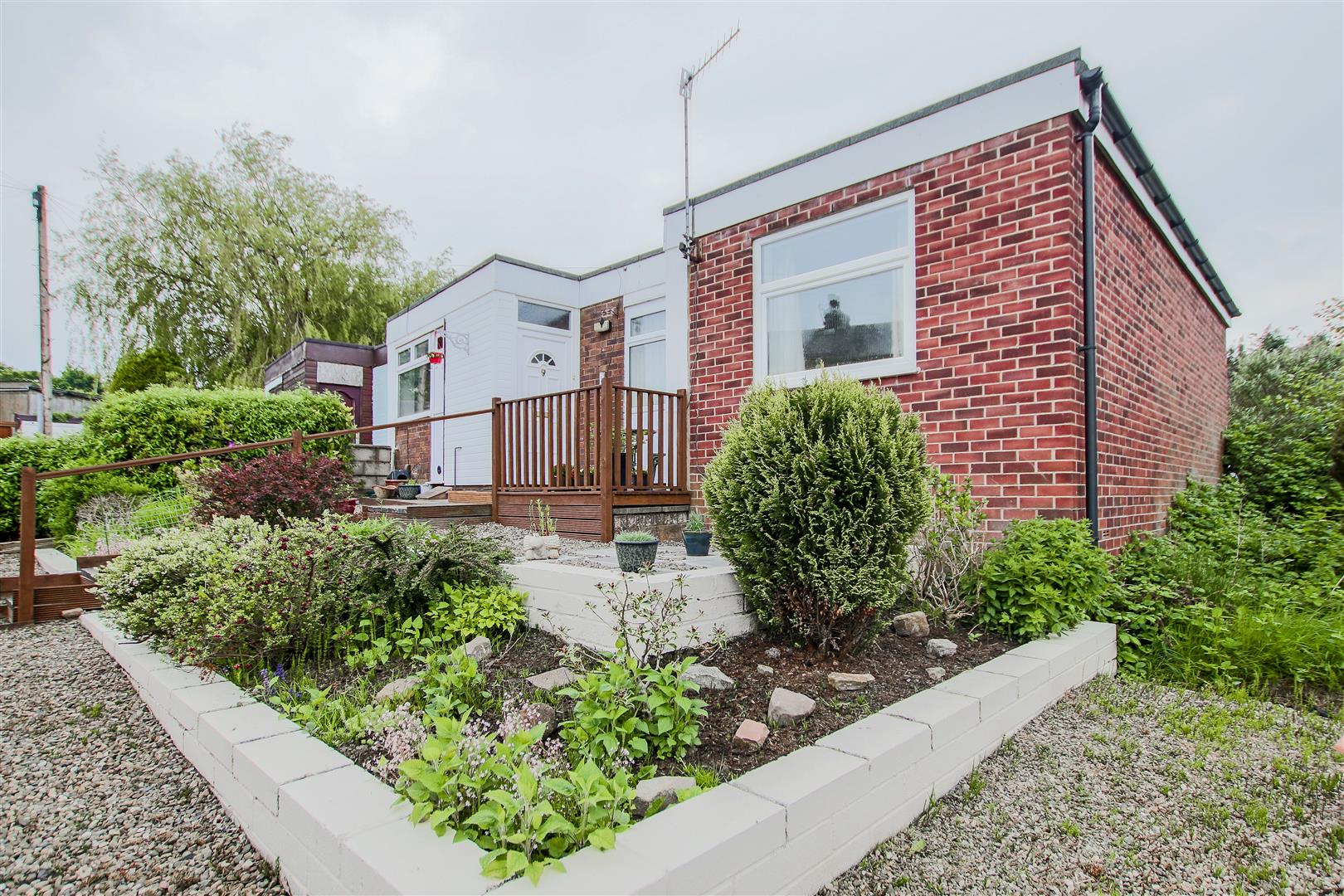 3 Bed Detached Bungalow For Sale - Main Image